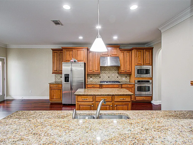 3730 Arundel Gardens Ln — Photo 15