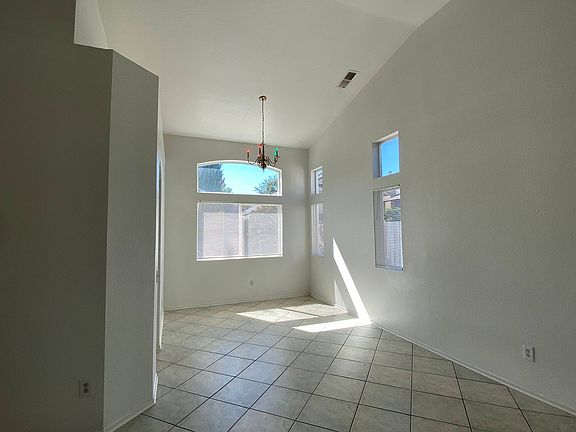 4th image of 3569 Shogoro Ln