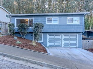 1104 Barcelona Dr, Pacifica, CA 94044