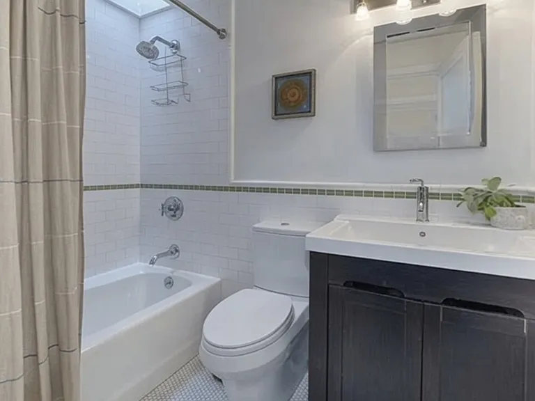 417 Clinton St #5 — Photo 8