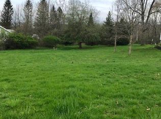 129 Lancelot Dr, Elmira, NY 14903