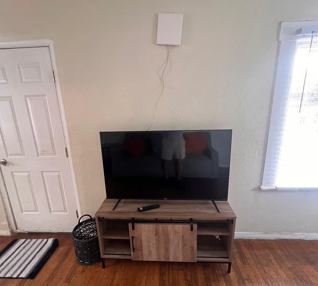 2 bed, 1100 sqft, $1,250 — Photo 2