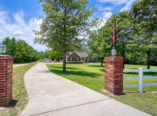 8504 Grand Lake Estates Dr, Montgomery, TX 77316