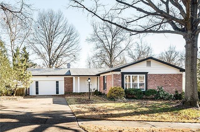 1st image of 6478 Fairford Ct