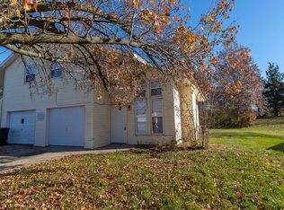 7216 N Moberly Dr, Columbia, MO 65202