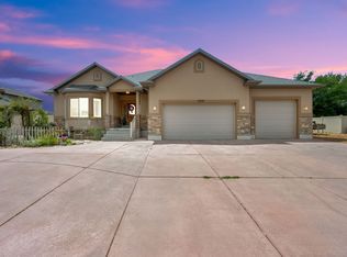 3233 W 1680 N, Clinton, UT 84015