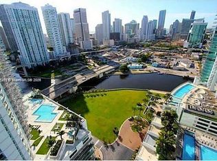 90 SW 3rd St APT 4210, Miami, FL 33130