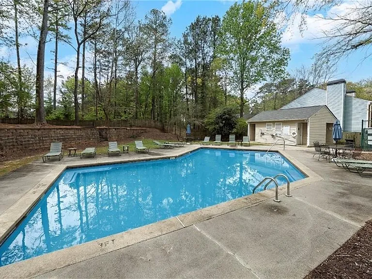635 Anderson Walk — Photo 39