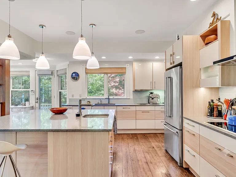 64 Gorham St #64 — Photo 10