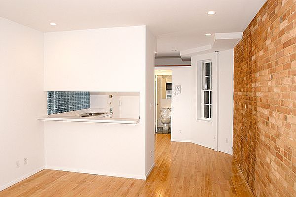 1st image of 307 E 81st St APT 4RW