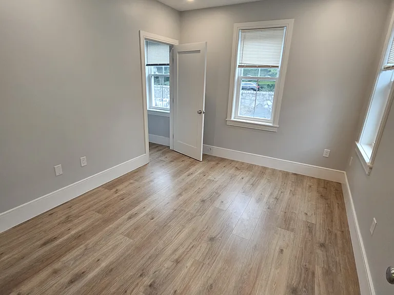 124 Kenrick St #5 — Photo 7