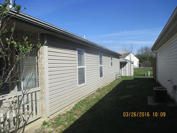 3rd image of 3980 Eminence Ln
