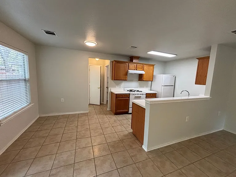 5504 Steven Creek Way — Photo 5