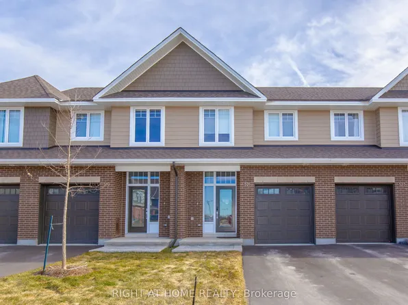 521 Hitzlay Ter, Ottawa, ON K2T 0L8