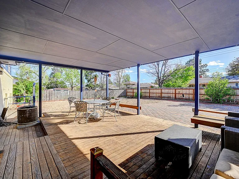 4220 Edwinstowe Ave — Photo 32