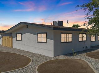 2201 Oakwood Dr, Bakersfield, CA