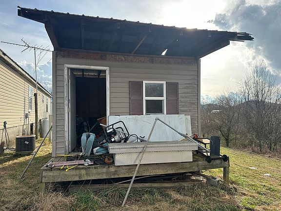 4th image of 25 Southridge Rd