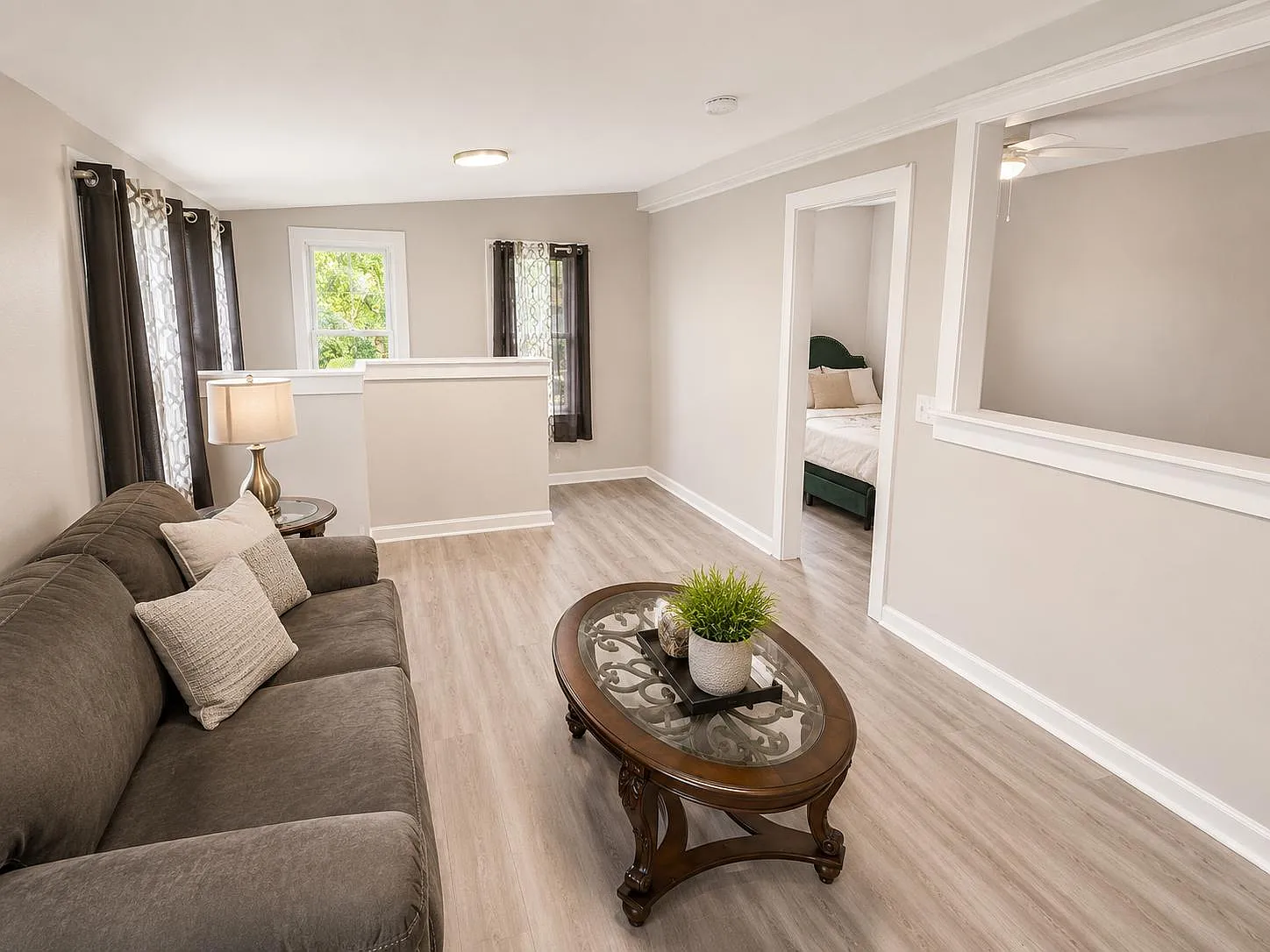 4 bed, 3.0 bath, 2000 sqft, $1,252 — Photo 3