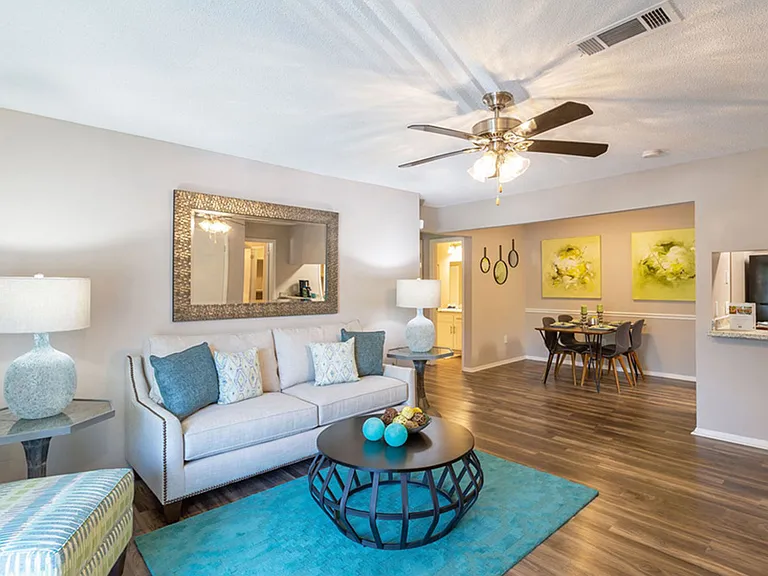 Kessler Point Apartment Homes — Photo 37