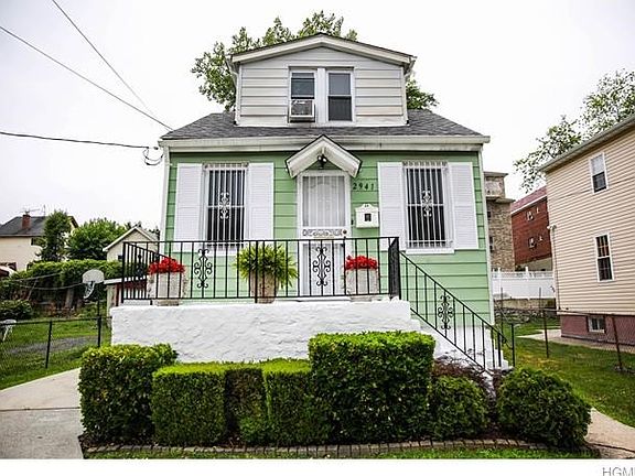 2nd image of 2941 Gunther Ave