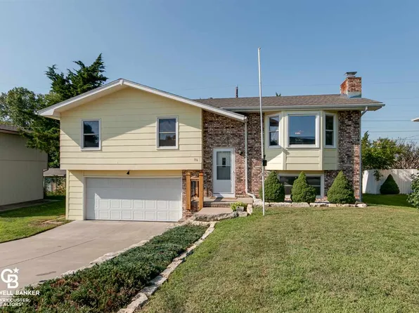 716 McClure St, Junction City, KS 66441
