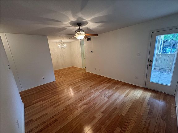 5th image of 8210 Bent Tree Rd APT 113