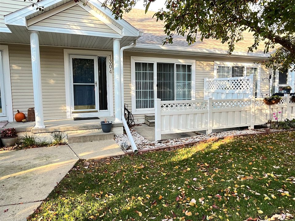 1st image of 4425 Mills Civic Pkwy Unit 1304