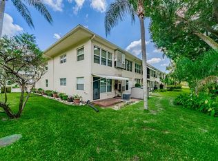 4144 56th St N APT 813, Kenneth City, FL 33709