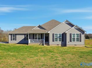 186 L Mitchell Rd, Flintville, TN 37335