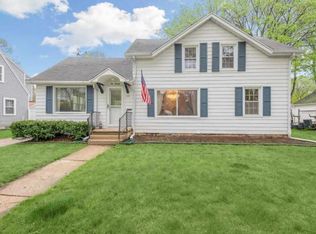 620 N Michigan St, De Pere, WI 54115