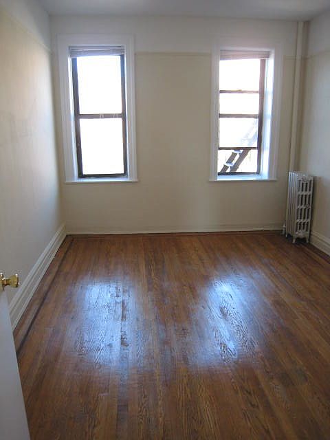 2nd image of 362 95th St