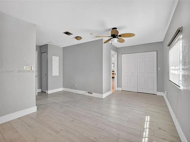217 SW 5th St — Photo 18