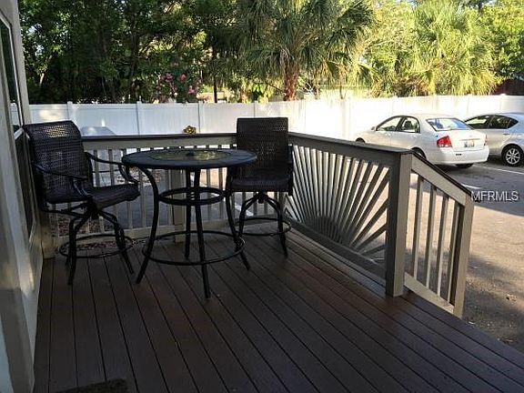 3rd image of 807 Turner St APT 4
