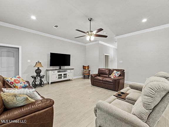 2nd image of 14291 Swan Ridge Cir