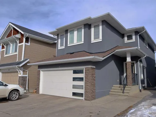 18 S Redstone Mnr NE, Calgary, AB T3N 0J5