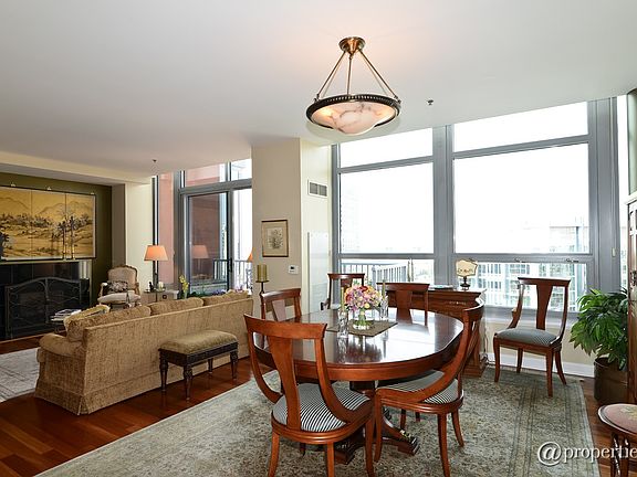 Living Room/Dining Room