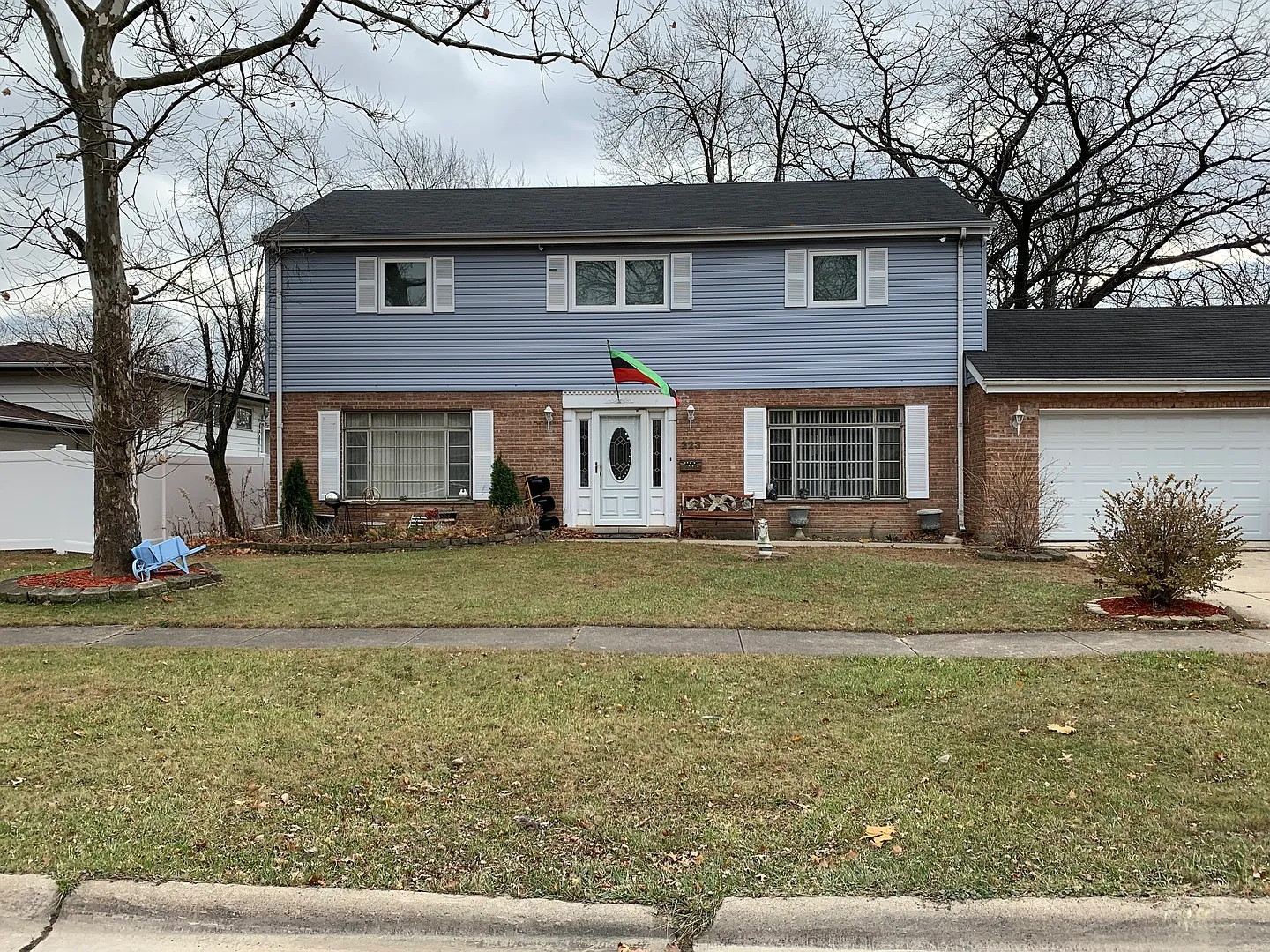 223 Indiana St photo 1