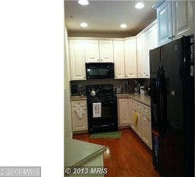 3rd image of 621 Cobblestone Blvd Unit 103