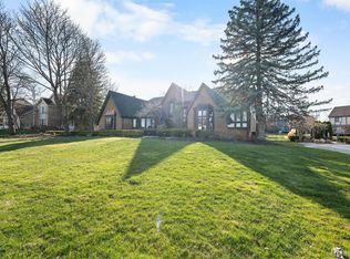 6358 Rose Blvd, West Bloomfield, MI 48322