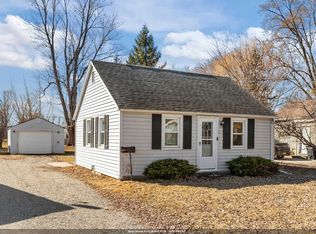 231 W Smith Ave, Oshkosh, WI 54901