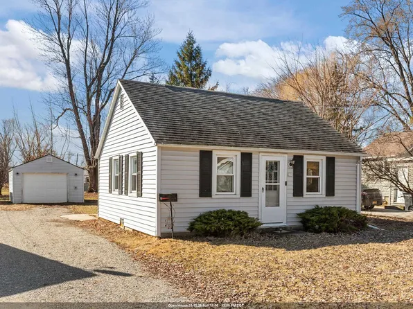 231 W Smith Ave, Oshkosh, WI 54901