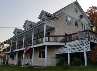 194 McInnis Dr, Derby Line, VT 05829