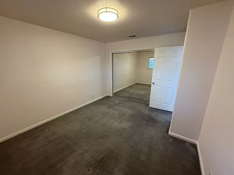 144 Granada Dr #C — Photo 3