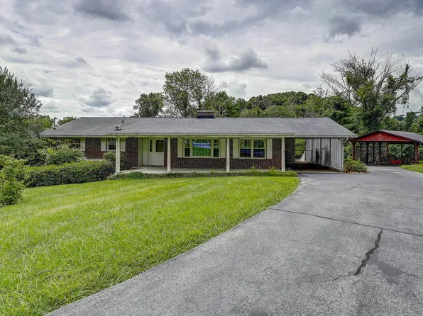 217 Sequoyah Dr, Johnson City, TN 37604