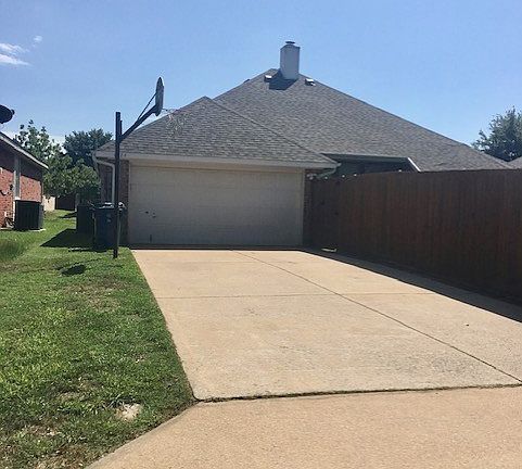 2nd image of 4724 Sunflower Dr