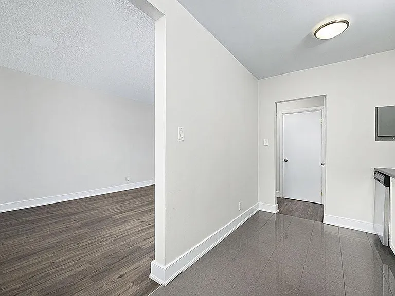 9 Craigton Dr — Photo 5