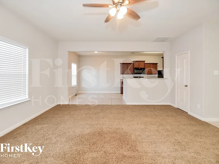 9005 Woodfern Dr — Photo 3