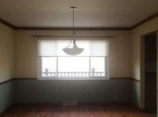 5586 Dry Ridge Rd, Cincinnati, OH 45252