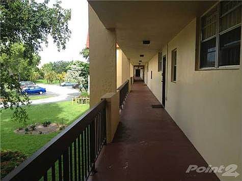 4th image of 3490 Foxcroft Rd #B212