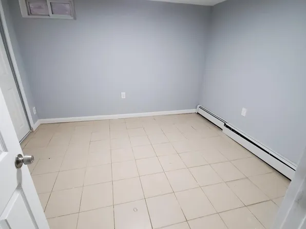 422 Walnut St, Newark, NJ 07105